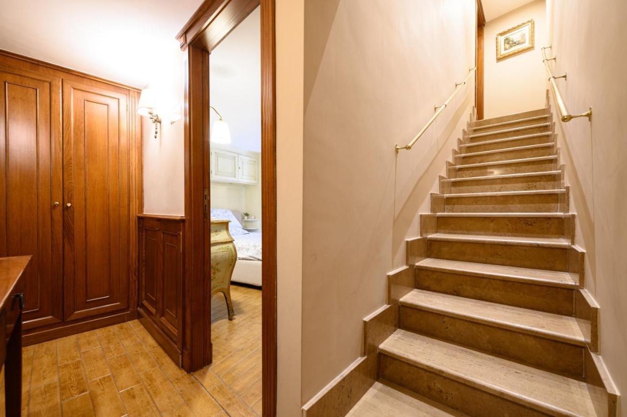 Toto E Peppino Family House Lägenhet Neapel Exteriör bild